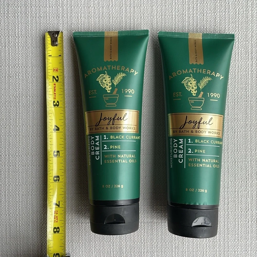 BATH & BODY WORKS AROMATHERAPY BODY CREAM JOYFUL BLACK CURRANT PINE 8 OZ x 2